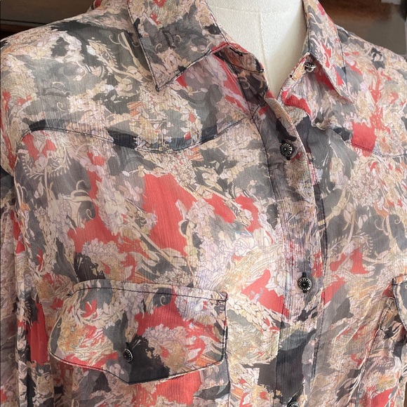 IRO Paris Blaze Gorgeous Top Oversized 36 Floral Button-Up Blouse Fits M / L - Picture 5 of 14